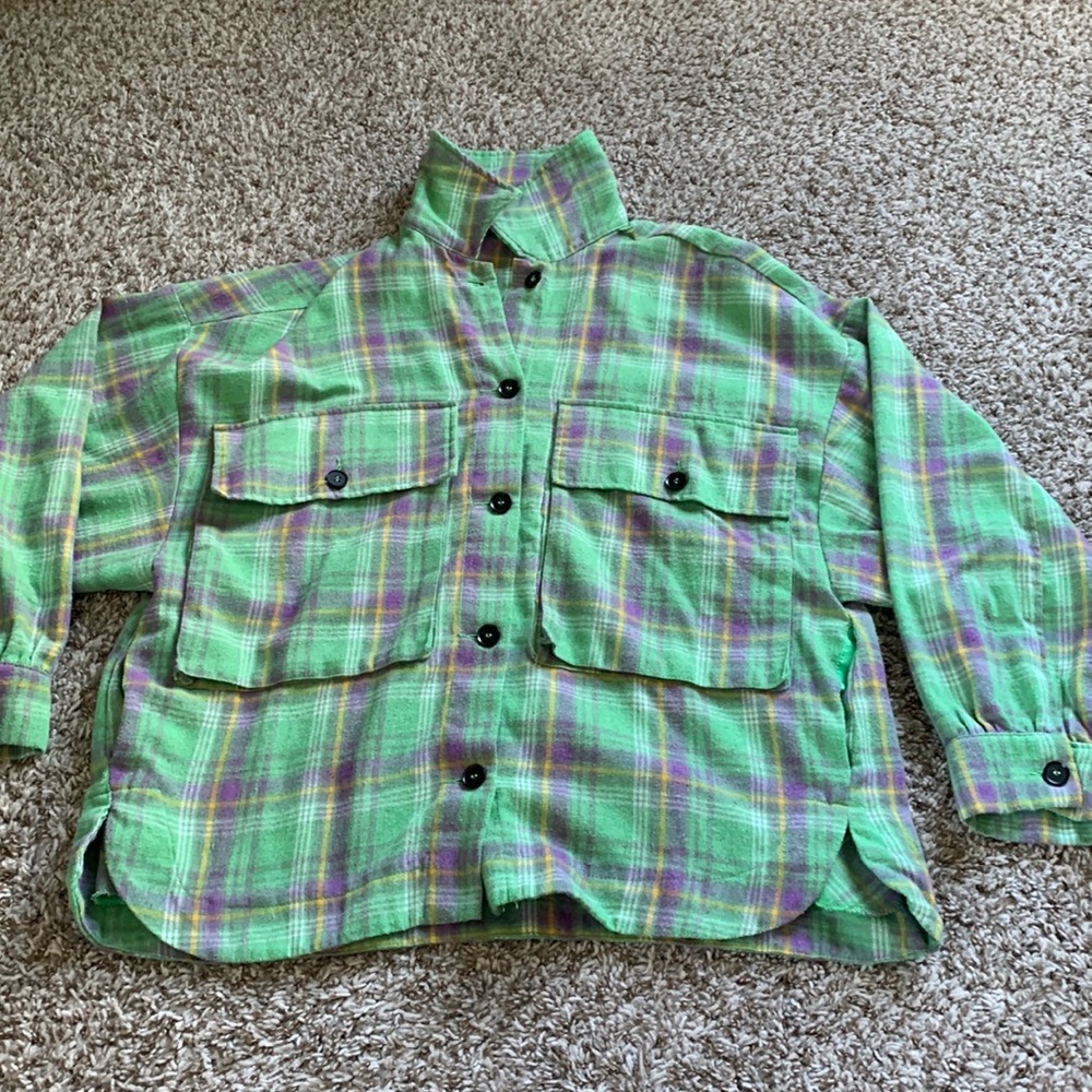 Women’s oversized flannel